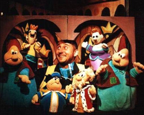 Детски спектакъл "ХРАБРИЯТ ШИВАЧ"